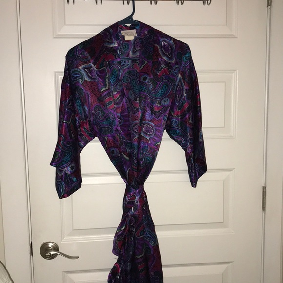 Vintage Other - Vintage silky paisley bathrobe